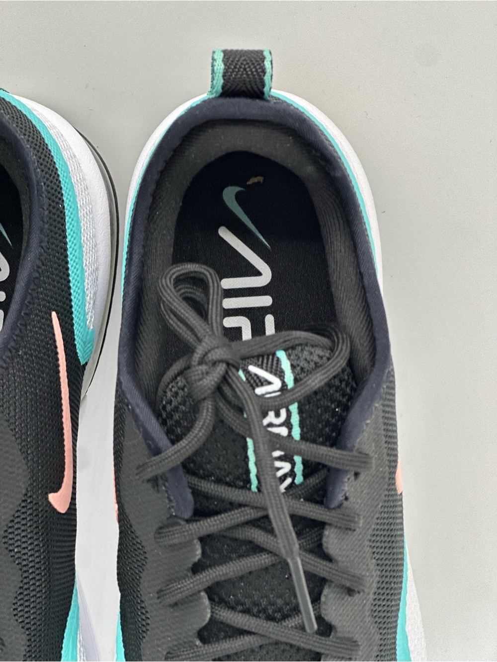 Nike Women’s Black Turquoise Pink Air Max-Style Sneakers - Picture 4 of 10